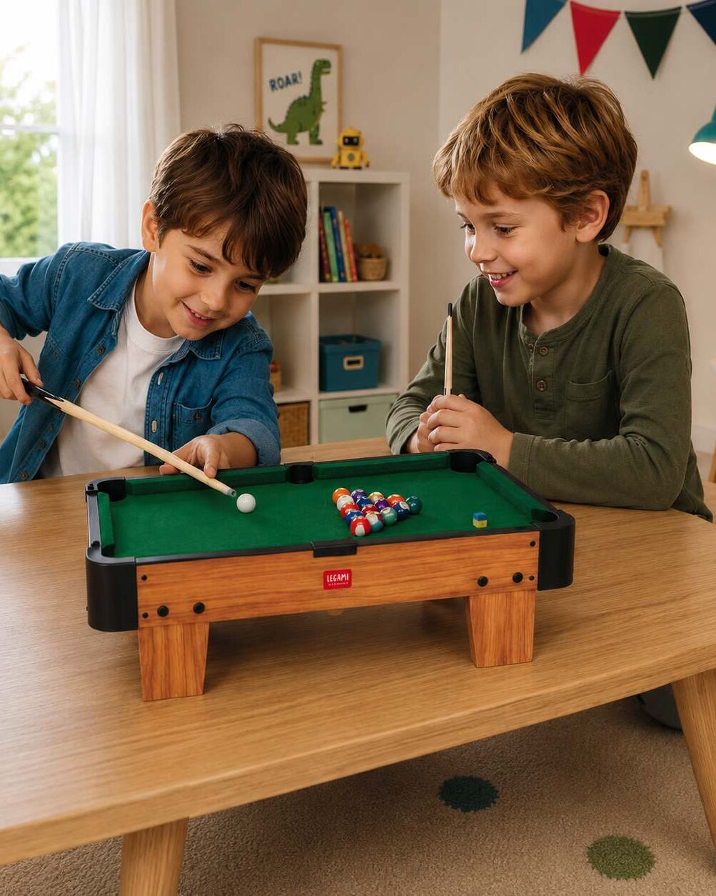 LEGAMI_VINTAGE GAMES_Pool Table_aw26